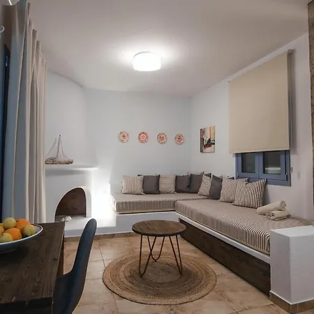 Kallisti Studios & Apartments Skyros Exterior photo